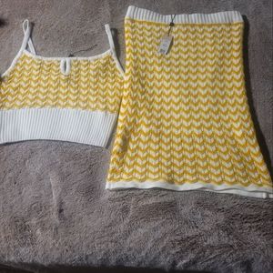 NWT-BCBG Generation Bodycon Mini Sweater Skirt and Tank Set